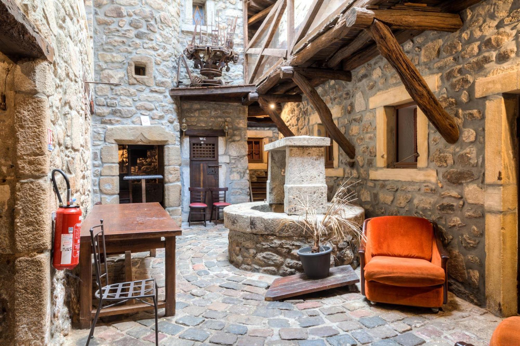 Aux Prisons De Montagny Bed and Breakfast Montagny  Εξωτερικό φωτογραφία